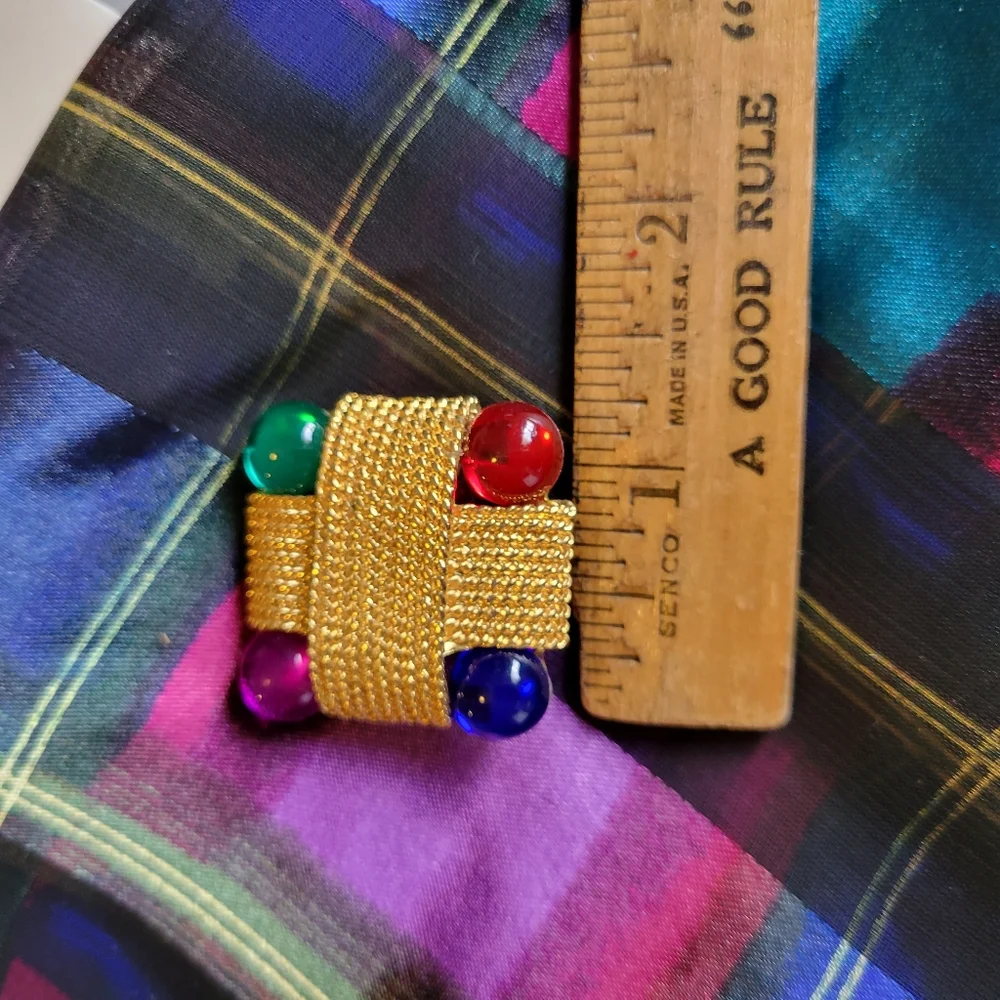 Vintage Elaine Gold Scarf ~ Jewel Tones 70s(?) & single clip earring ~ Art deco-